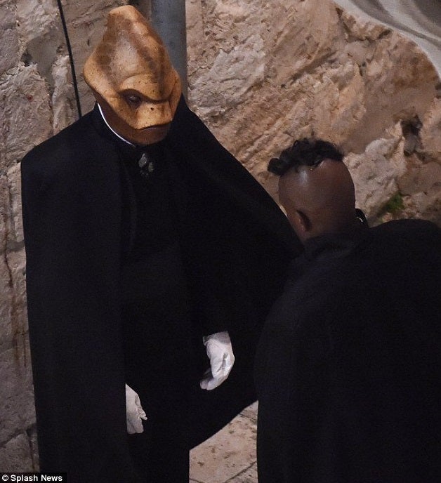 Criaturas extrañas y naves espaciales: nuevas fotos filtradas de Star Wars: Episode VIII