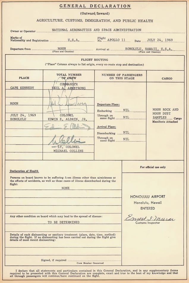 No, los astronautas del Apolo 11 nunca pasaron aduanas