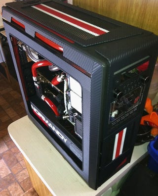 This Should be Commander Shepard's Favorite Case Mod On or Off the Citadel