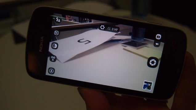Hands-On With the Nokia 808 Pureview: “Some People Think We’ve Gone Too Far”