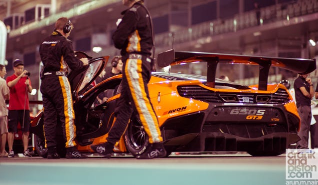 McLaren 650S GT3. Inside the machine