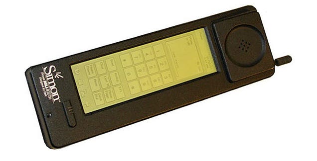 El primer smartphone de la historia celebra sus 20 años en un museo