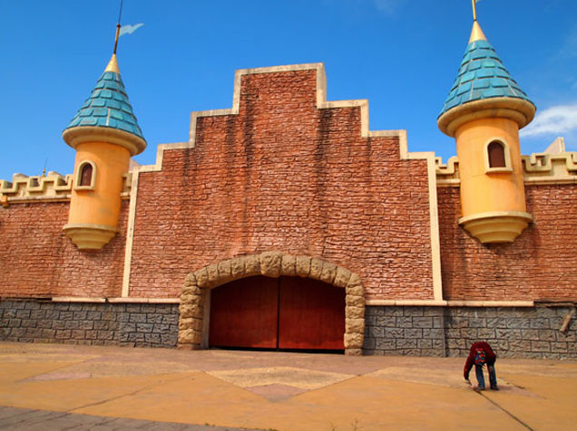 Scenes from a weird abandoned amusement park outside Beijing