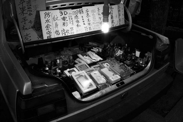 This Car's Trunk Is Open for Illegal Chinese Business
