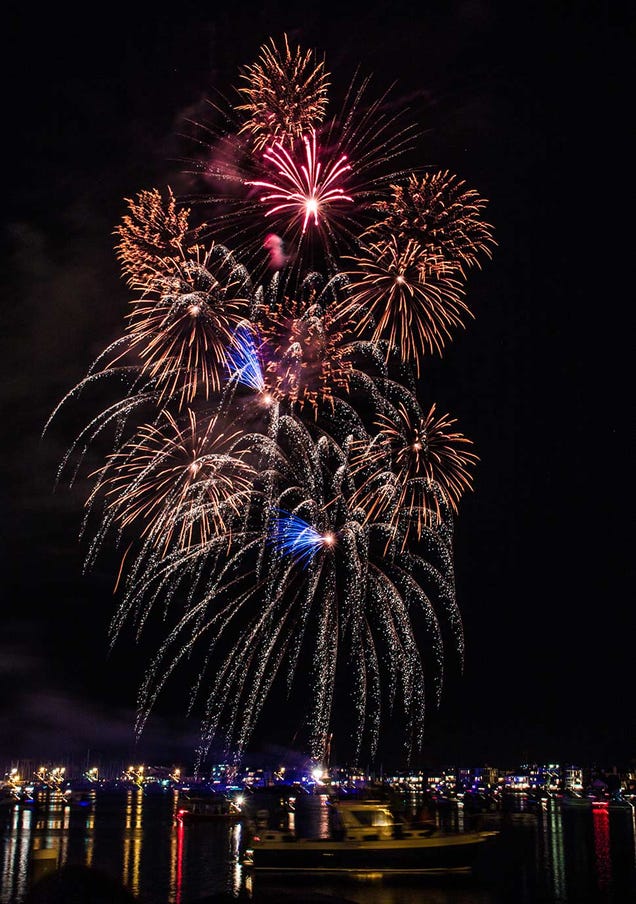 75 Explosive Photos of Fireworks