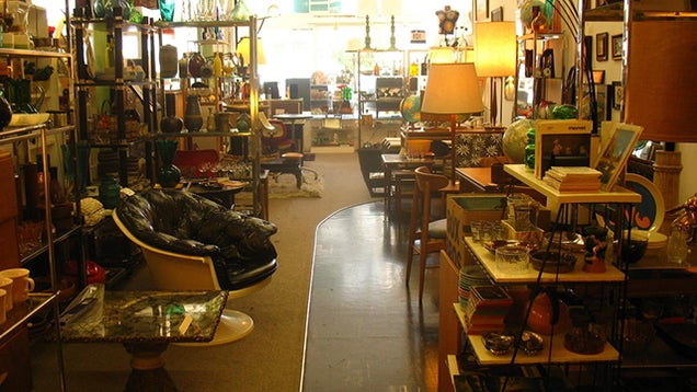 Shop Thrift Stores First When Looking for Long-Lasting, Reliable Tools