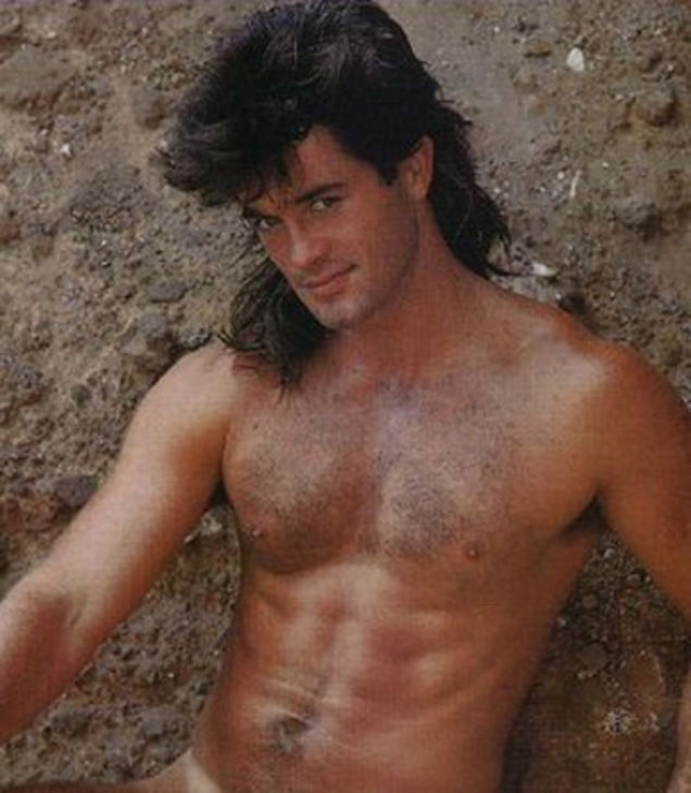 The 8 Worst Hairdos A Man Can Have