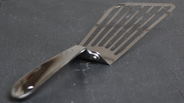 Kitchen Tool School: The Flippin' Awesome Fish Spatula