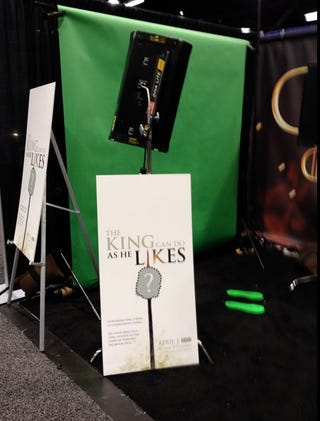 Best Of The WonderCon Floor: Superhero Undies, Evel Knievel Fett and More!