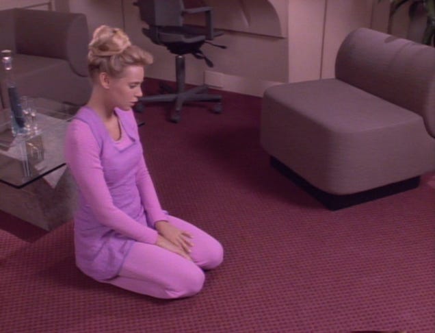 The Most Outrageous Fashions Of Star Trek Tng Seasons Through