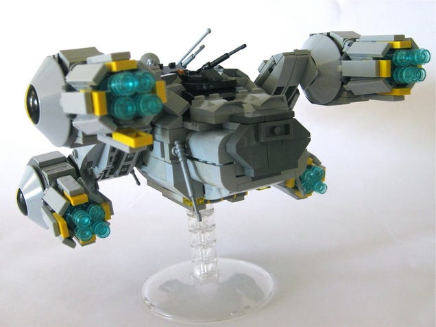 These LEGO Prometheus models need tiny, smarmy androids
