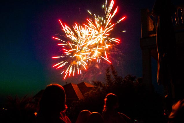 75 Explosive Photos of Fireworks