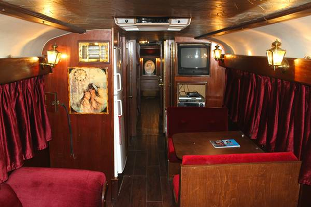 You Can Buy Willie Nelson's Swanky Old Tour Bus on Craigslist