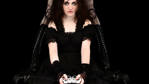 Fake Gamer of the Week: I Sure Hope There's Not a Sexy Cyborg Standing Behind Me
