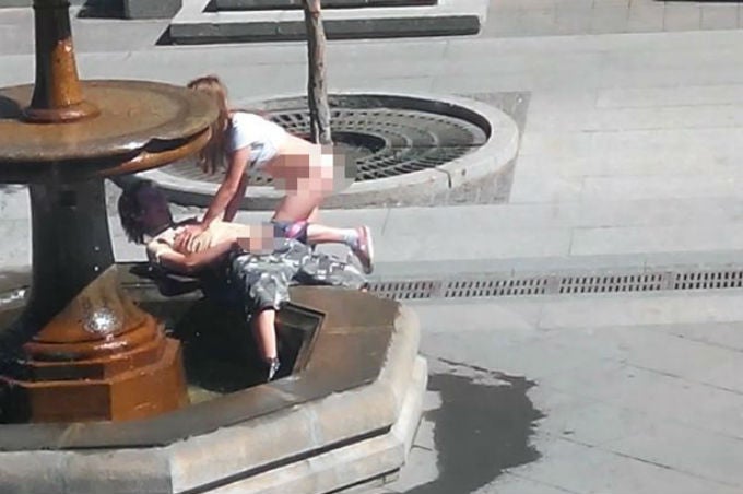 Haveing Sex In Public 17