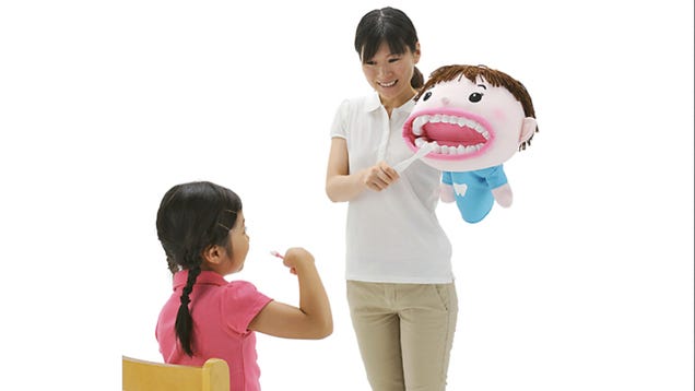 Japanese Tooth Brushing Sure Can Be Terrifying