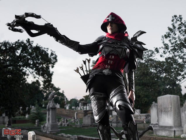 Start Your Week With Cosplay From Star Wars, Diablo, The Witcher and...Ponyo