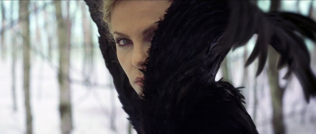 New images of Charlize Theron's soul-sucking Evil Queen ushers back the era of Black Fantasy
