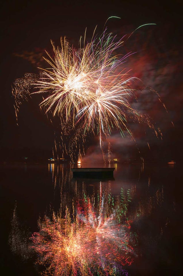 75 Explosive Photos of Fireworks