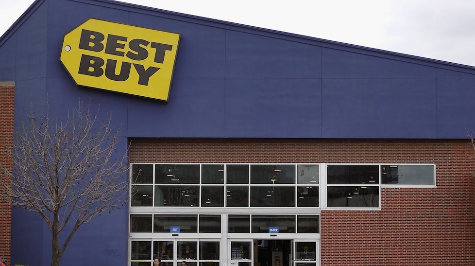 Homeless Man Returns Backpack Full of Cash to Best Buy ...