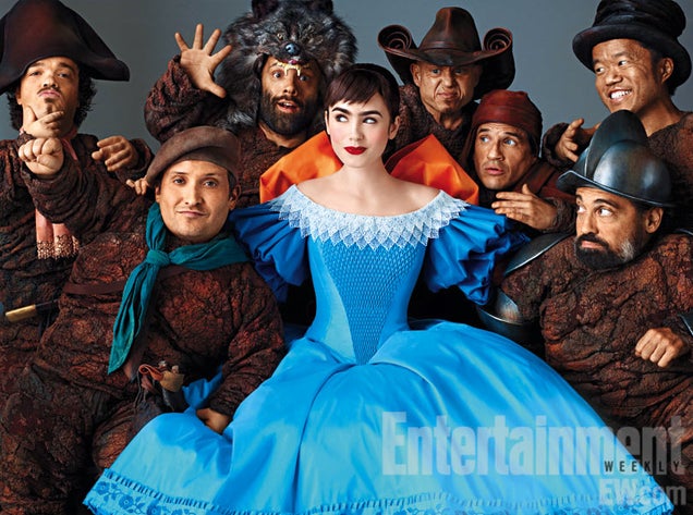 Julia Roberts gives her best Evil Queen face in Tarsem Singh's Snow White