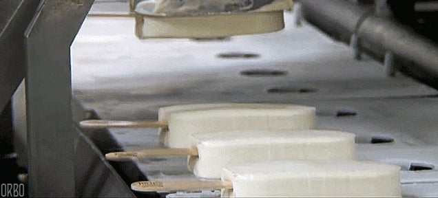 Hypnotizing GIF shows how ice cream popsicles are made