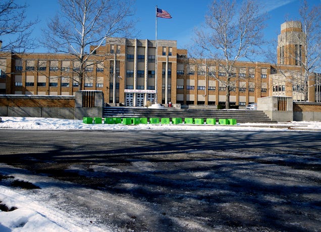 My Top 25 Coolest/ Best Looking High School's in Michigan Michigan