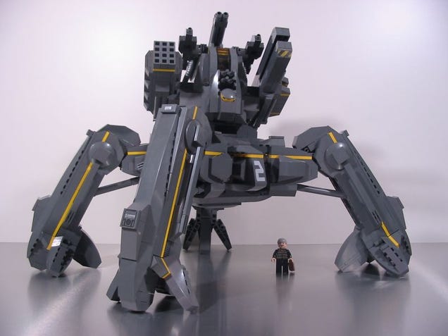 The Incredible World of Giant LEGO Mechs