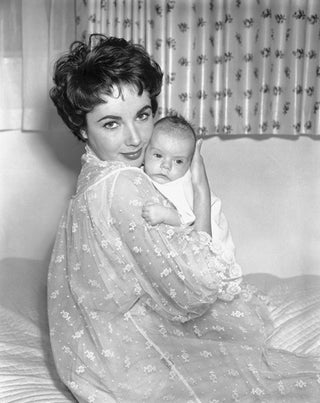 Elizabeth Taylor's Life In Front Of The Camera