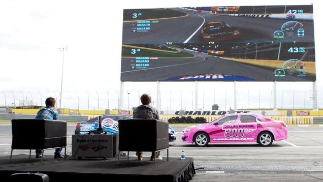 This Guy Played Video Games on the World's Largest High-Definition Screen. What'd You Do Today?