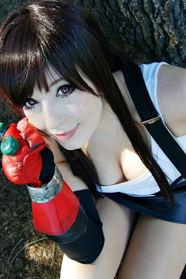 Soulcalibur Takes on Zelda & Fifth Element In This Week's Cosplay Showdown