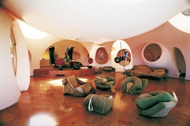 You Can Feel Up Pierre Cardin's French Villa
