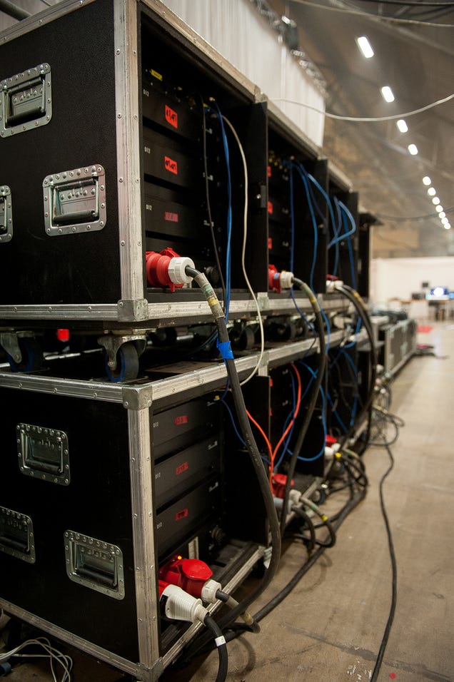 How The World's Biggest LAN Party Is Built