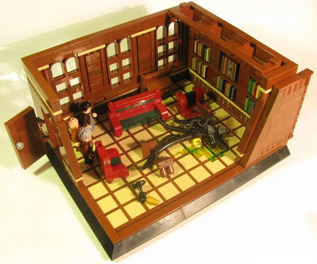 These Cthulhu LEGO sets will drive you insane with little plastic bricks