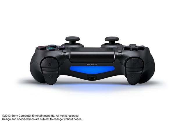 First Official Pics Of The PlayStation 4's New Controller & Camera