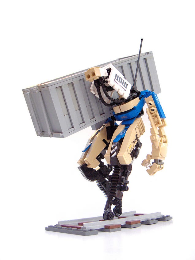 The Incredible World of Giant LEGO Mechs