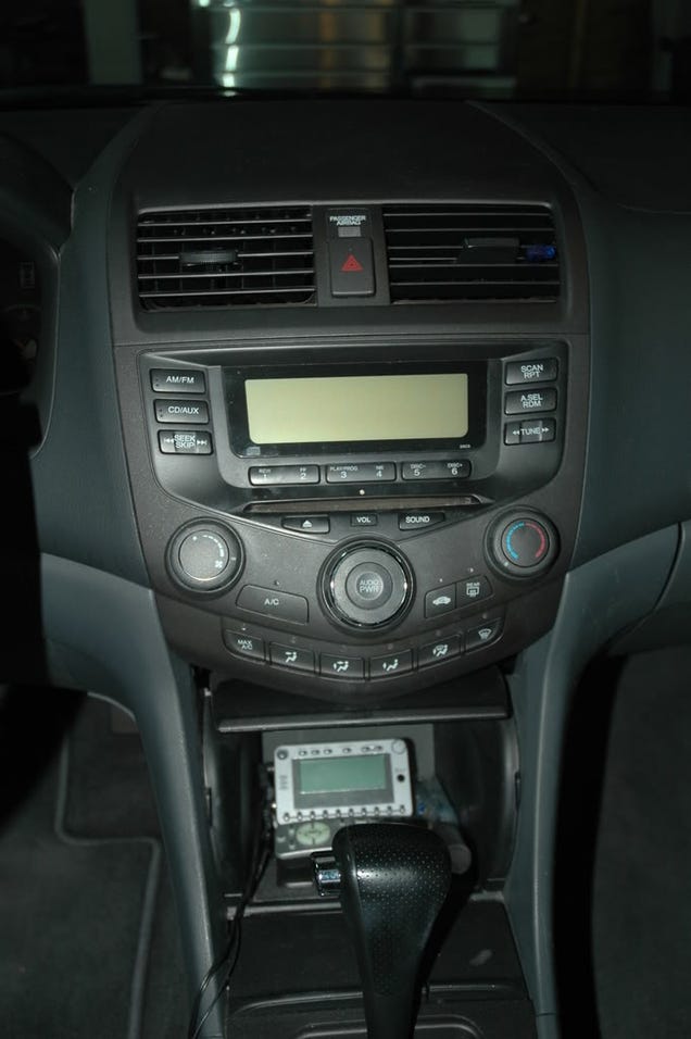 2004 Honda accord aftermarket stereo #7