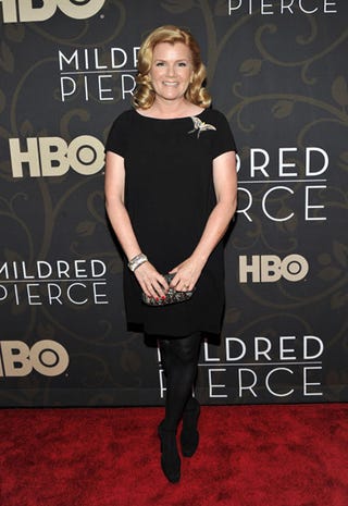 Tribute To Old Hollywood Brings Fashion For The Occasion
