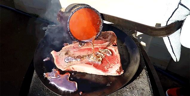 Here's Molten Copper Actually Cooking a Steak