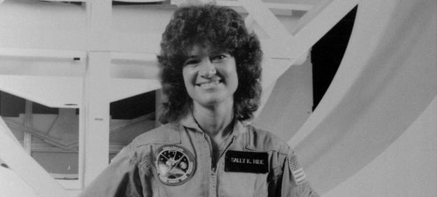 NASA Engineers Offered Sally Ride 100 Tampons for a 7 Day Space Mission