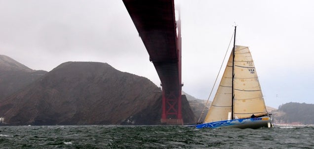 Philippe Kahn Successful in Transpac Sailing Record Attempt