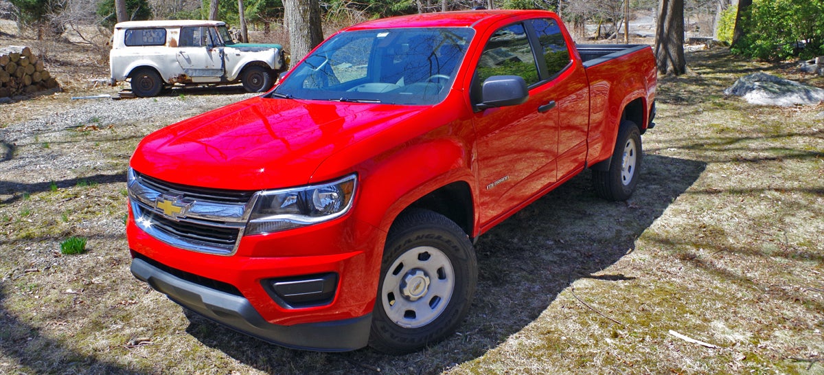 Your Complete Guide To The 21,000 StickShift 2015 Chevy Colorado