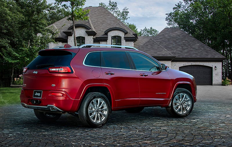 The 2016 Jeep Cherokee Overland Could Be The Best Deal In Luxury SUVs