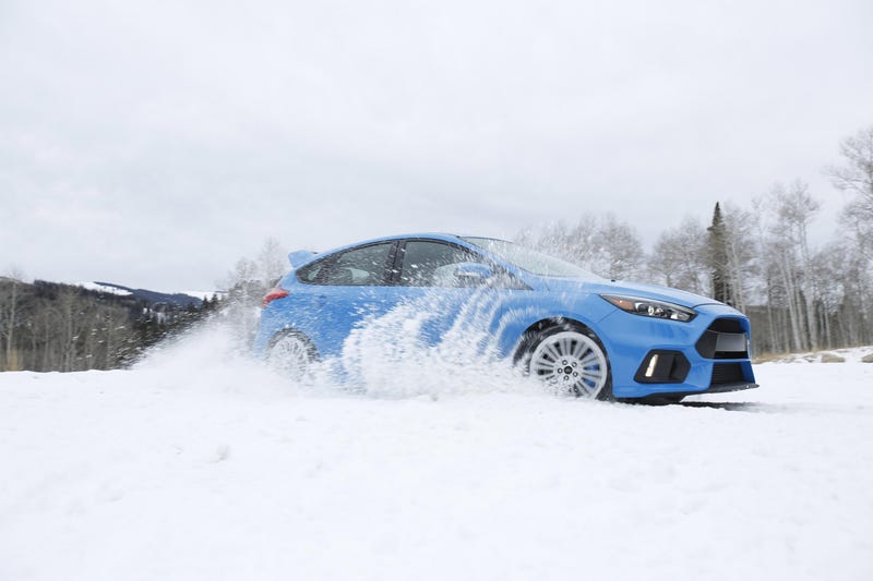 The Ford Focus RS Comes With Winter Tires From The Factory