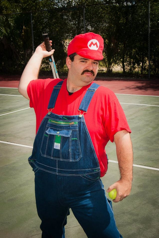 Sexy Marios A Back Ready To Play Some Sexy Tennis