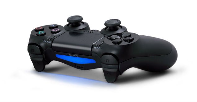 The PS4 Controller's Light Bar Won't Turn Off Because Of Virtual Reality