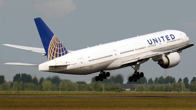 You Can Now Book Uber Rides Through United Airlines' App