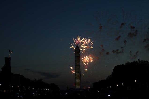 75 Explosive Photos of Fireworks