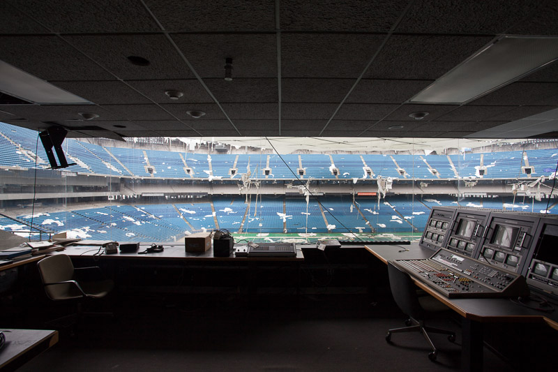 Striking Photos From Inside The Abandoned Silverdome