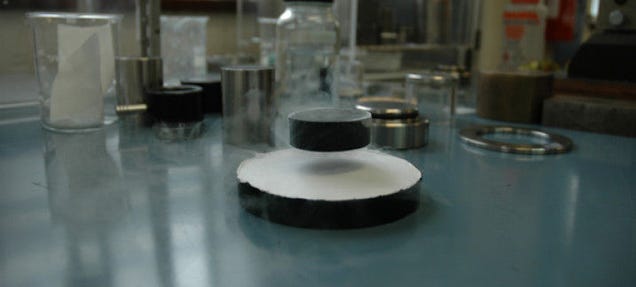 This Golf Ball-Sized Magnet Creates Three Metric Tons of Force